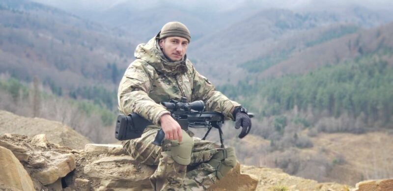 Фото до матеріалу: Університетська спільнота Тернополя долучається до петиції про Героя України Віктора Мельниченка