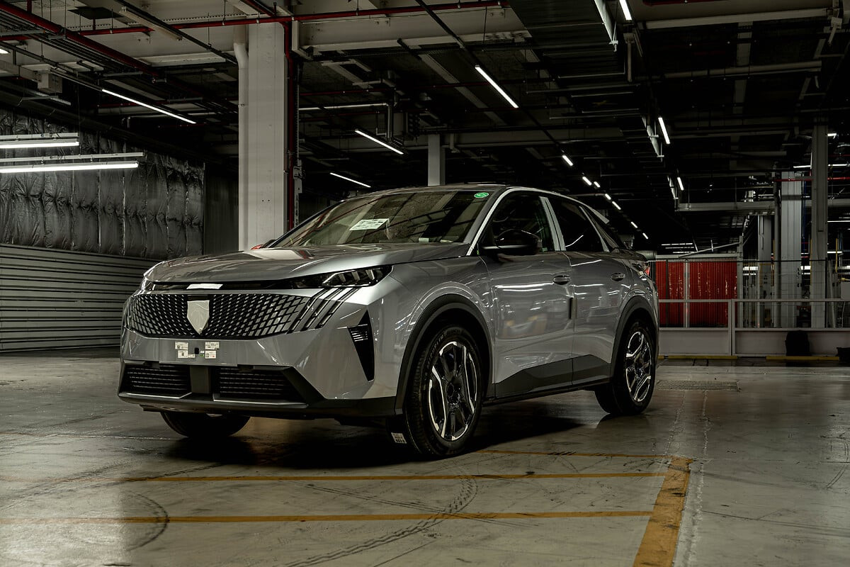 Фото до матеріалу: Peugeot змінив назви плагін-гібридів через стандарт Євро-7