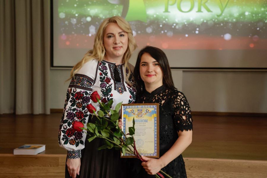 Фото до матеріалу: Наталія Святкевич здобула перемогу у конкурсі «Учитель року — 2026»