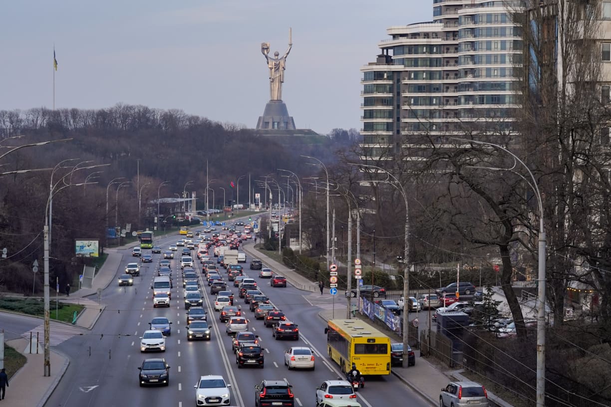 Фото до матеріалу: Як уникнути заторів у Києві: корисні сервіси та поради водіям