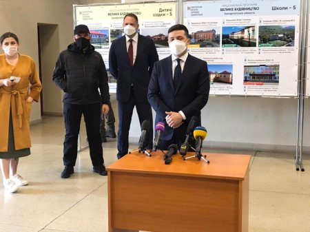 Фото до матеріалу: Закарпаття перетворюється на логістичний хаб: оновлюють дороги та будує нові кордони