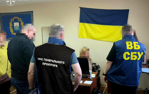 Фото до матеріалу: Співробітницю СБУ затримано за передачу даних російській спецслужбі