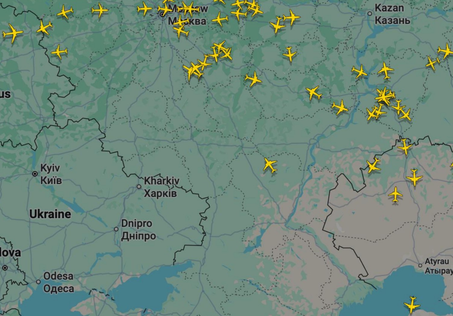 Фото до матеріалу: Масштабна авіаційна криза на півдні Росії: 13 аеропортів зупинено, тисячі пасажирів у чергах