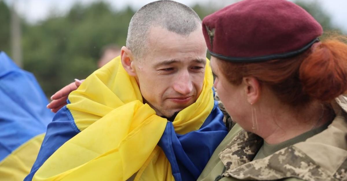 Фото до матеріалу: Передвеликодній обмін: 182 українці звільнено з російського полону