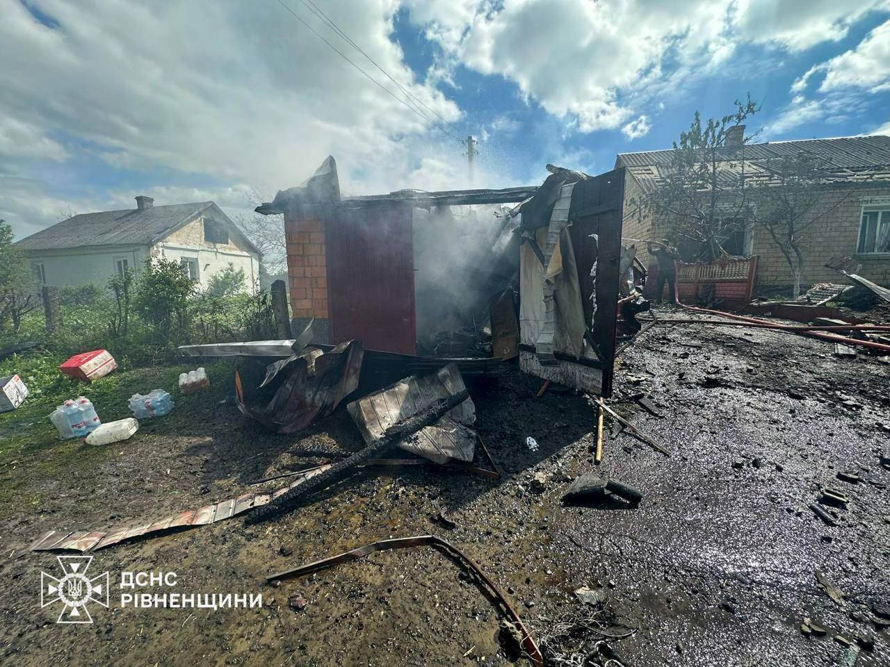 Фото до матеріалу: Росія атакувала Рівненщину: загинули три людини, шестеро поранені