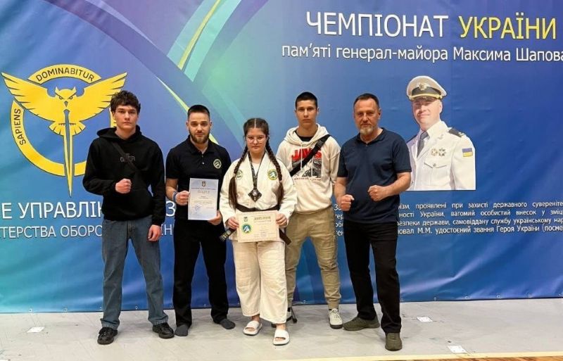 Фото до матеріалу: Херсонські спортсмени здобули перемоги на чемпіонаті України з рукопашного бою в Києві