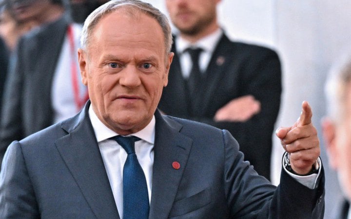 Фото до матеріалу: Туск назвав абсурдом прохання Росії про одноденне перемир'я 9 травня
