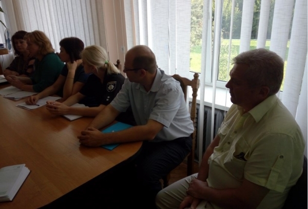 Фото до матеріалу: Півторамісячну дитину з Красного забрала комісія з захисту прав дитини