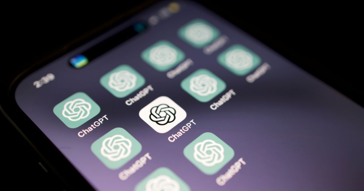 Фото до матеріалу: OpenAI розробляє власний смартфон із ШІ-агентами: терміни та партнери
