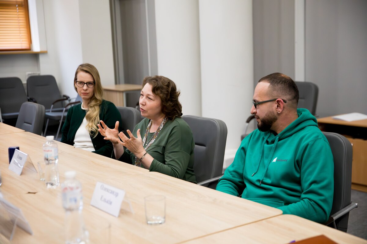 Фото до матеріалу: Як ГО «ЕдКемп Україна» передали державі платформу «ЕдВей»: кейс партнерства громадського сектору та МОН