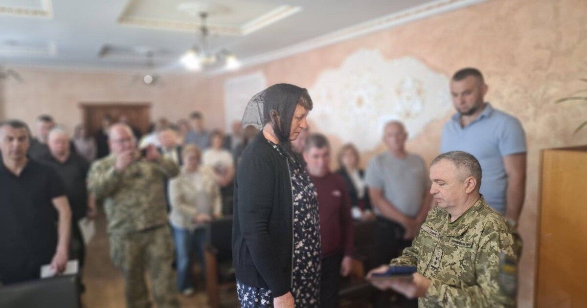 Фото до матеріалу: У Колківській громаді вручили посмертні нагороди Героям України