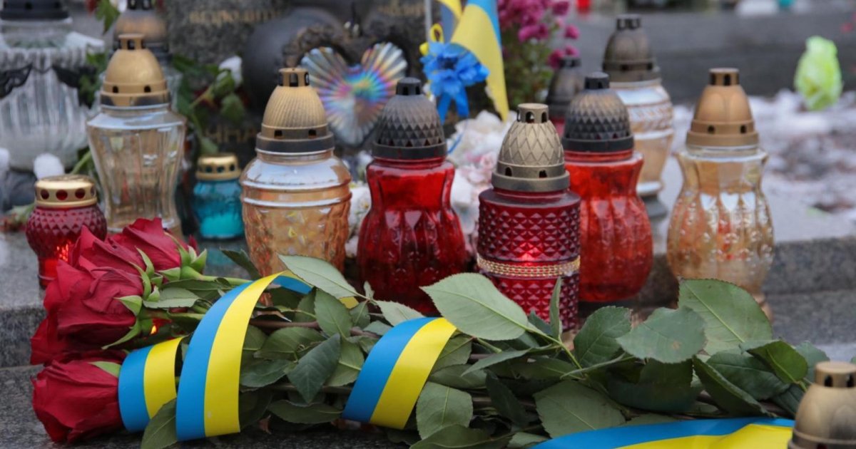 Фото до матеріалу: В останню путь повертаються львівський захисник Юрій Садовий та Олексій Деляновський