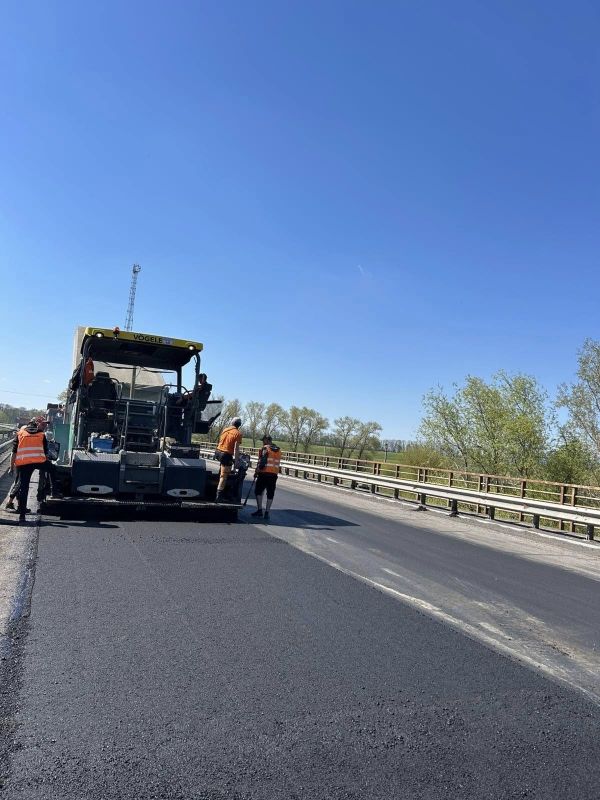 Фото до матеріалу: Ремонт доріг державного значення на Черкащині: що було зроблено минулого тижня