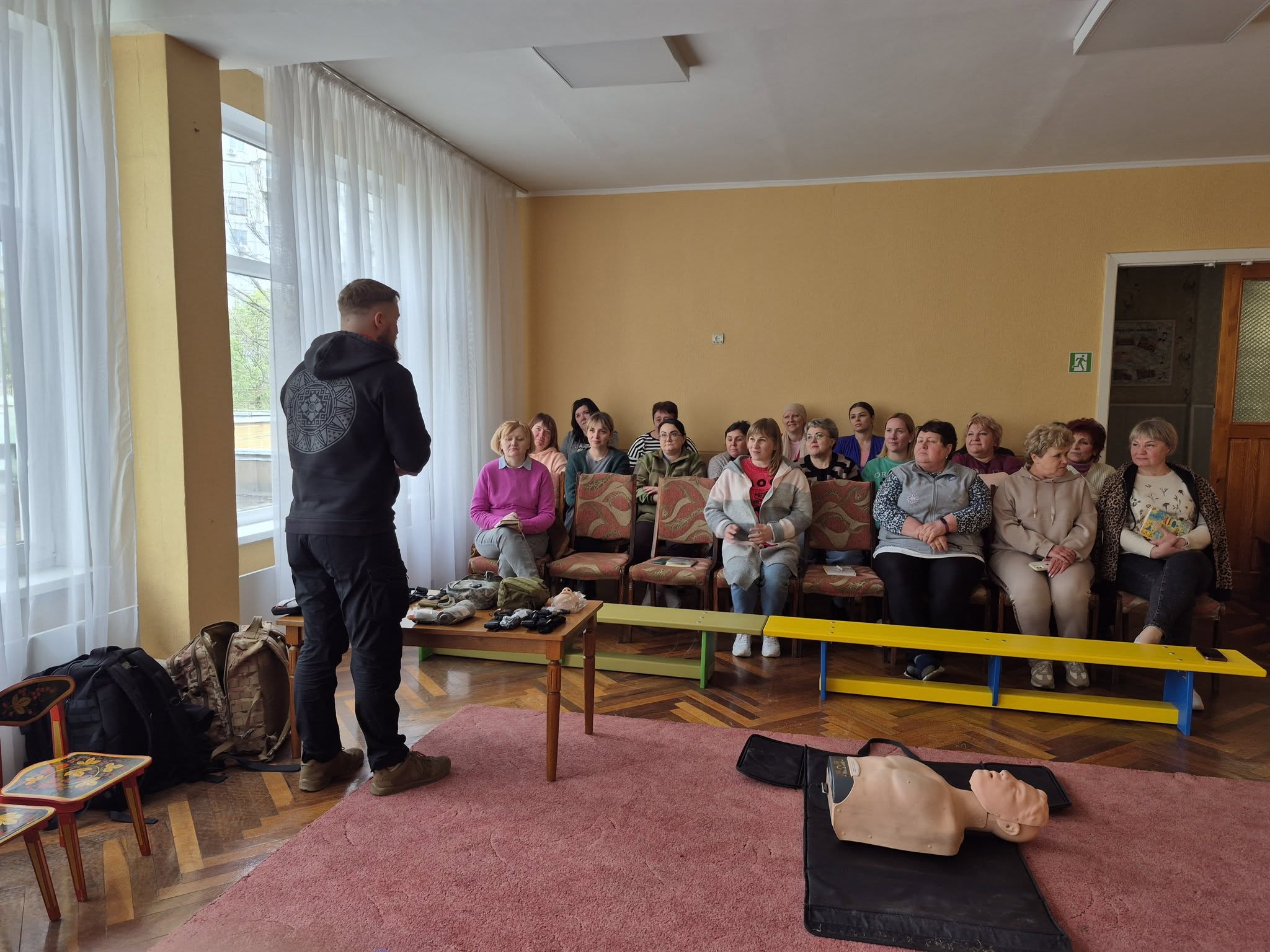 Фото до матеріалу: Вихователі дитсадку «Кобзарик» навчилися надавати домедичну допомогу