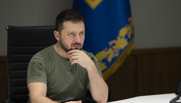 Фото до матеріалу: Зеленський про удар по Пермі: 1500 кілометрів від фронту та знищення нафтопереробного заводу