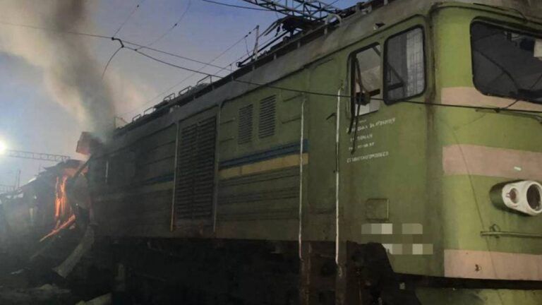 Фото до матеріалу: Масована атака 13 травня: 23 удари по об'єктах Укрзалізниці