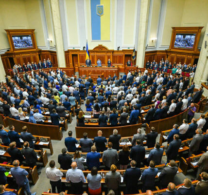 Фото до матеріалу: У Хмельницькому парку загинув 11-річний хлопчик: поліція розслідує обставини падіння з електросамоката