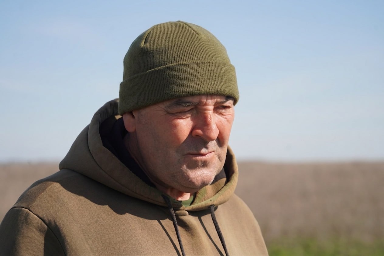 Фото до матеріалу: Військовий з позивним Челентано будує лінію оборони під прицілом дронів
