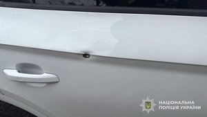 Фото до матеріалу: У Львівському районі чоловік вистрілив у автомобіль супротивника