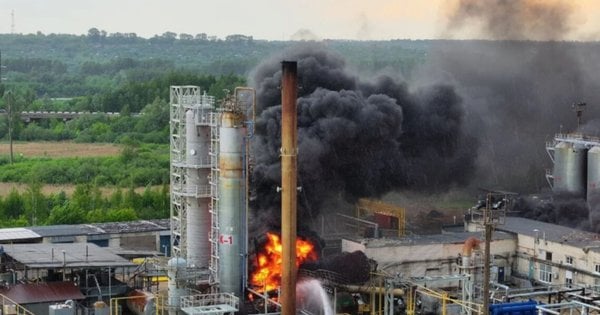 Фото до матеріалу: Дрони СБУ втретє за два тижні уразили НПЗ в Пєрмі та нафтоперекачувальний вузол