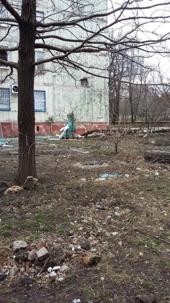 Фото до матеріалу: "Ми гасили пожежу водою з акваріума": 73-річний переселенець розповів про пекло в Маріуполі та нову місію в Чернівцях