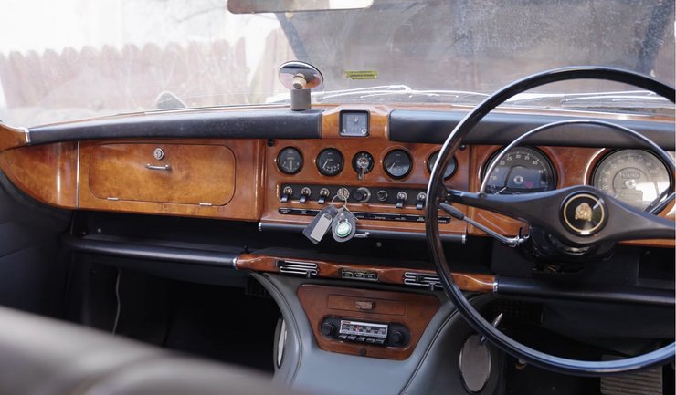 Фото до матеріалу: Капсула часу з двигуном від суперкара: Jaguar 1968 року завели після 33 років простою