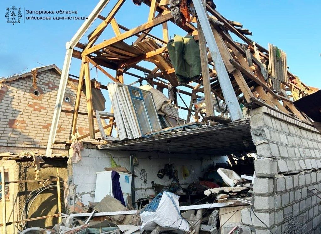 Фото до матеріалу: Запорізька область: ворог завдав 731 удар, 30 руйнувань та 55 поранених