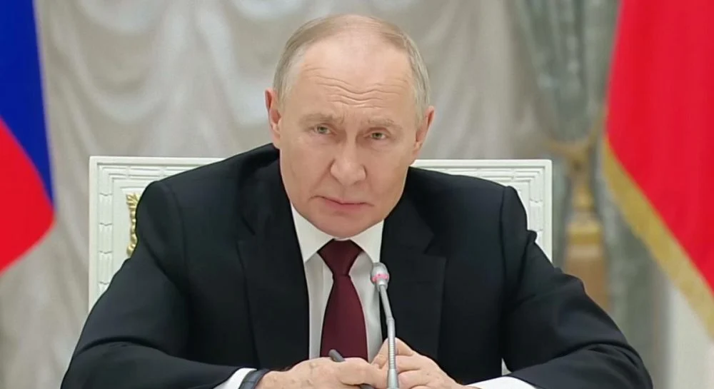 Фото до матеріалу: Парад 9 травня в Москві без техніки: що це означає для війни та виборів у Росії