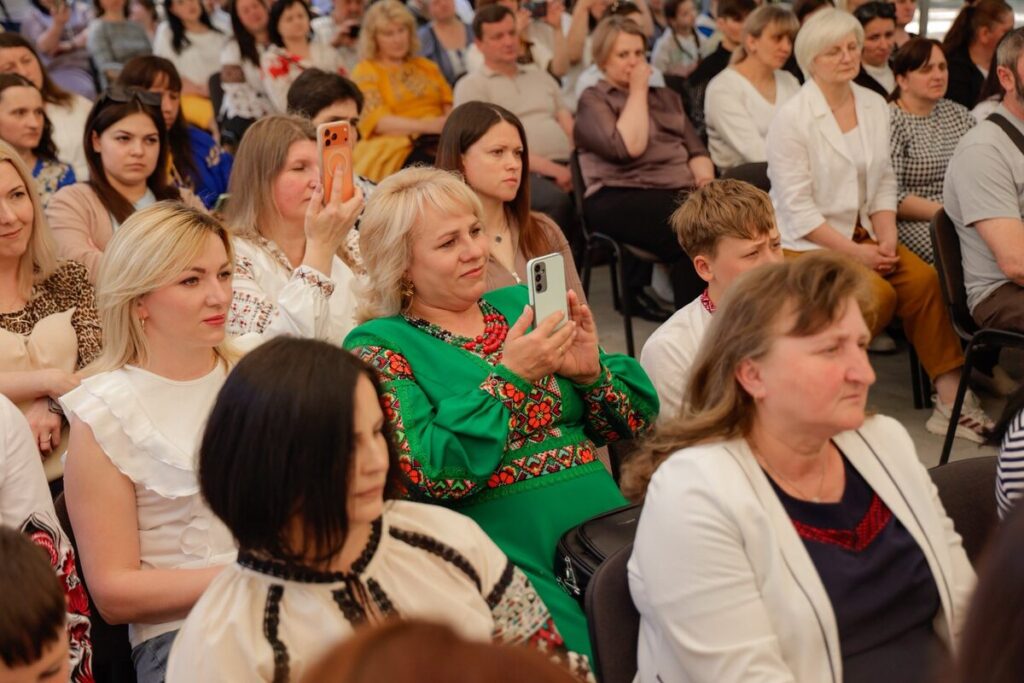 Фото до матеріалу: 94 матери Івано-Франківщини отримали звання «Мати-героїня»