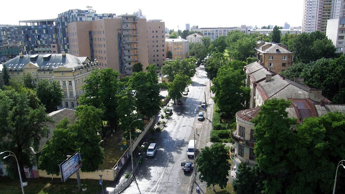 Фото до матеріалу: Обмеження руху на вулиці Дегтярівській у Києві: графік ремонту та наслідки для водіїв