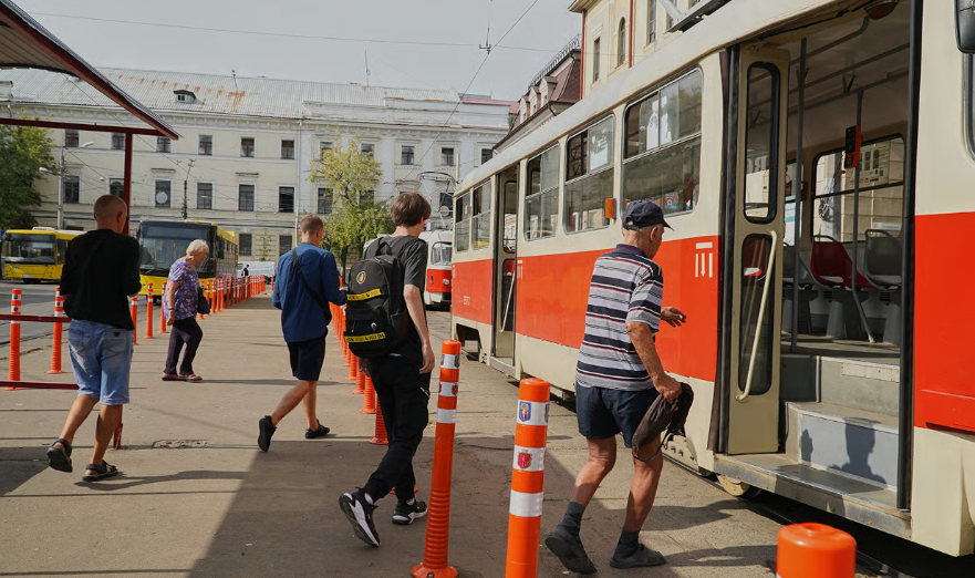 Фото до матеріалу: Ціни на громадський транспорт у 2026 році: від безкоштовного Харкова до Львова