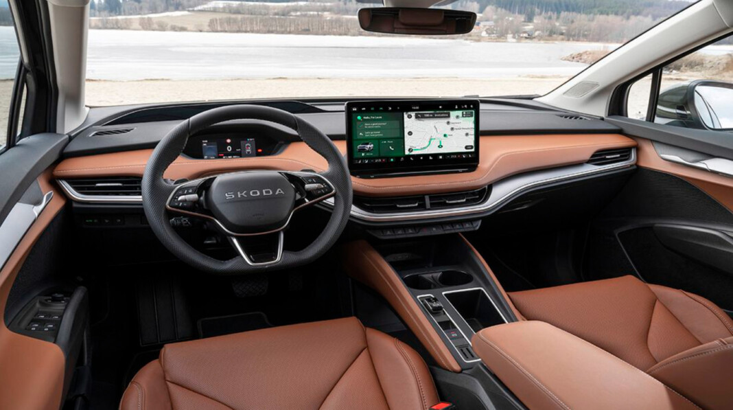 Фото до матеріалу: Skoda Enyaq 2027: нові батареї LFP, запас ходу до 580 км та ціни від 45 080 євро