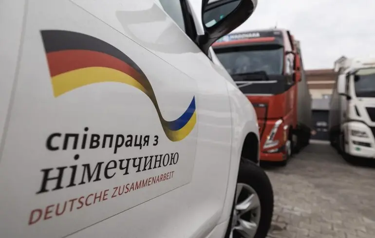 Фото до матеріалу: Німеччина забезпечує Чернігівщину теплом та світлом: передали перші когенераційні установки