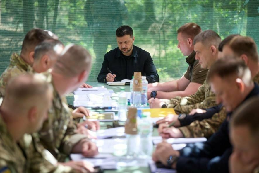 Фото до матеріалу: Зеленський на Дніпропетровщині: «Треба працювати більше»