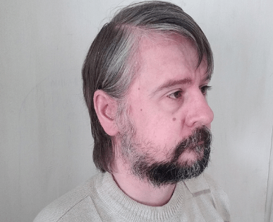 Фото до матеріалу: Олександр Стусенко. «Сатиричний вінегрет»