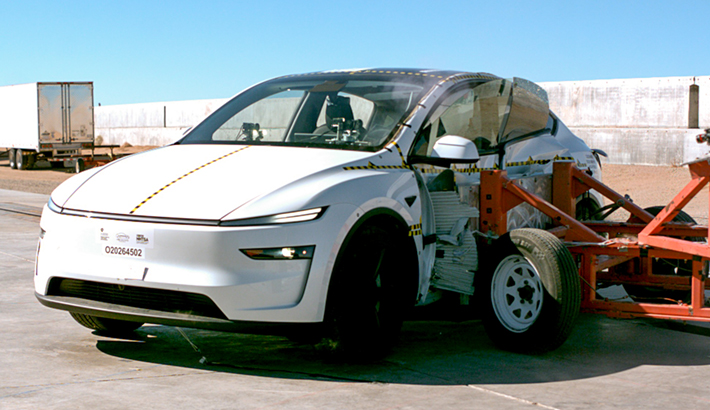 Фото до матеріалу: Tesla Model Y отримала найвищу оцінку безпеки NHTSA