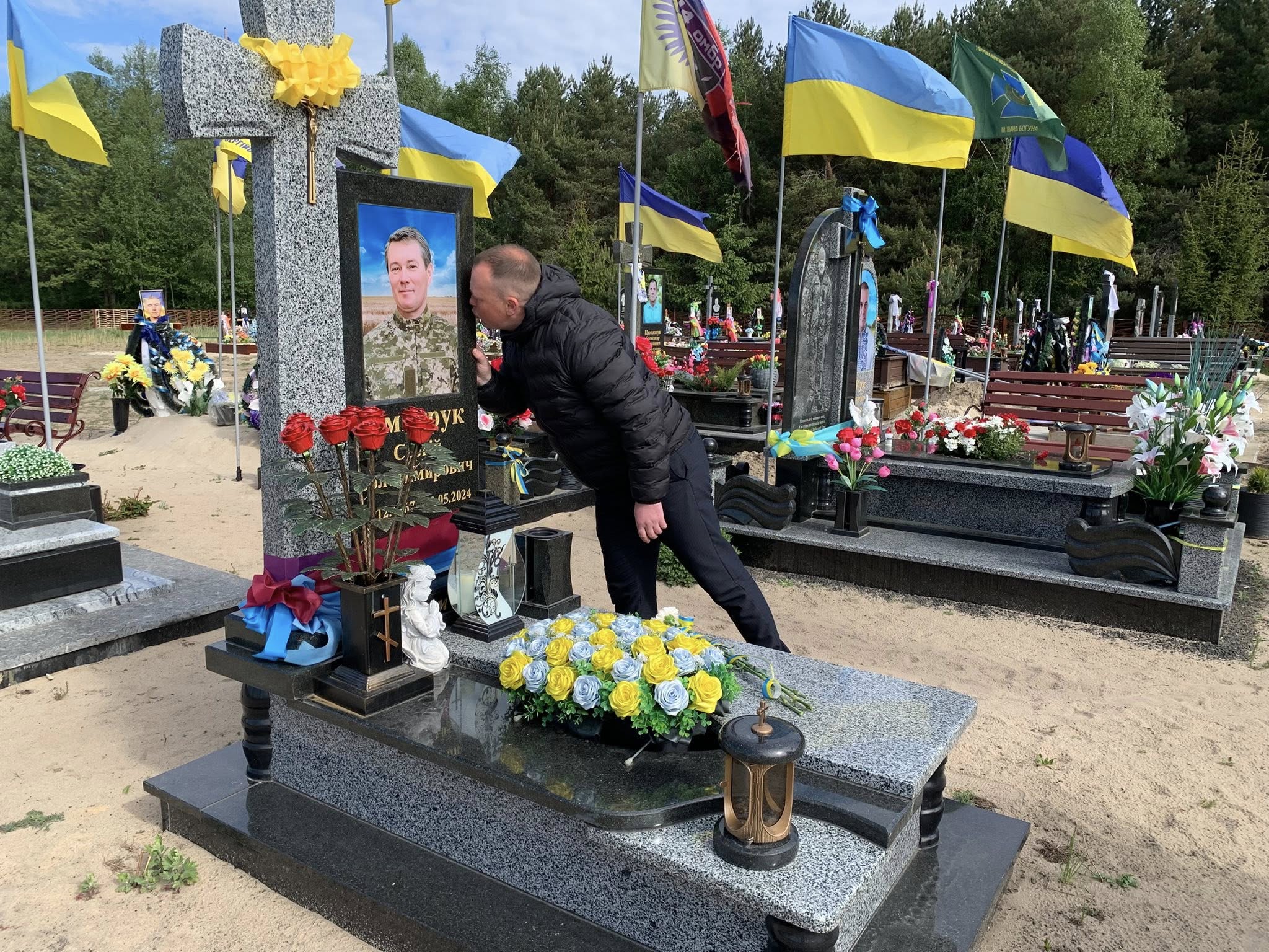 Фото до матеріалу: Минули роковини смерті захисника Сергія Дмитрука з Шацька