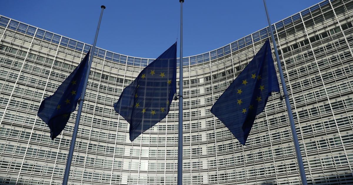 Фото до матеріалу: ЄС не евакуює дипломатів з Києва: відповідь на погрози Москви