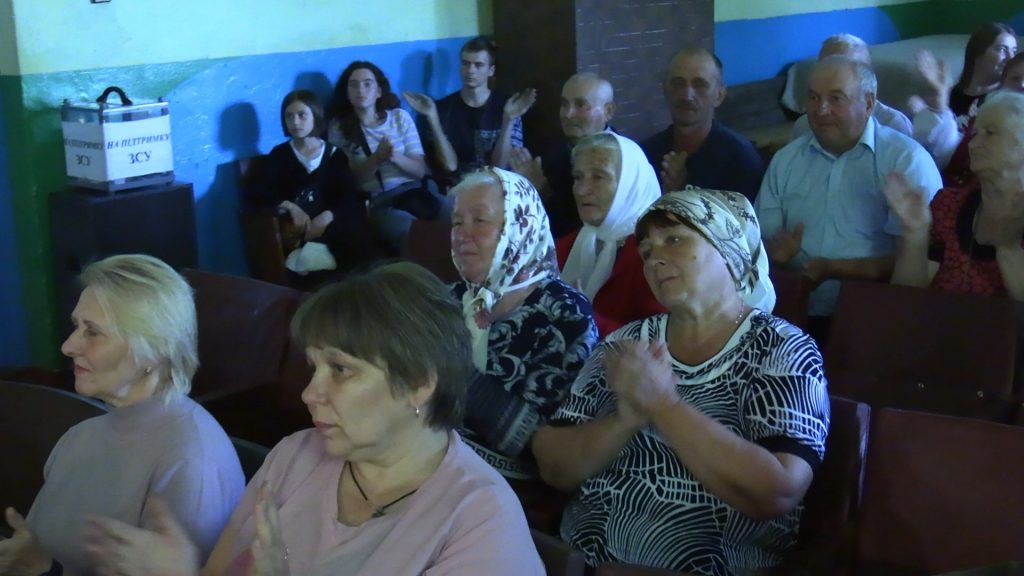 Фото до матеріалу: Жителі Костюхнівки та Кам'янухи збирають кошти для захисників на благодійних концертах