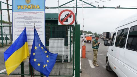 Фото до матеріалу: Обмеження на КПП «Медика – Шегині»: що очікувати водіїв найближчі 5 тижнів