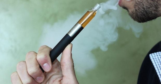 Фото до матеріалу: Продавці вейпів хочуть повернутися в «білий» ринок