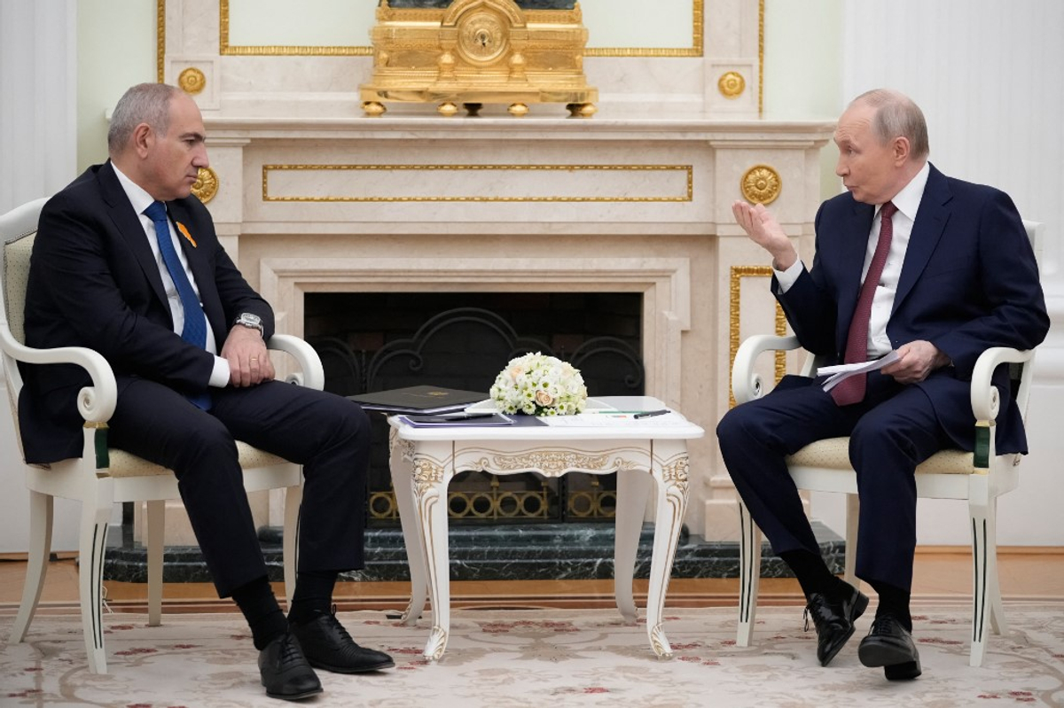 Фото до матеріалу: Armenia’s Pashinyan Skips Russia-Led Summit After Putin Urges EU-or-EAEU Choice