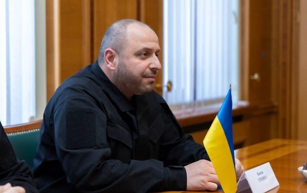 Фото до матеріалу: Рустем Умєров вирушає до Маямі на переговори зі Стівом Віткоффом