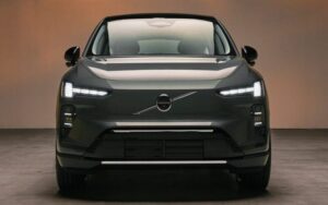 Фото до матеріалу: Mercedes-Benz повертає фізичні кнопки до салону авто