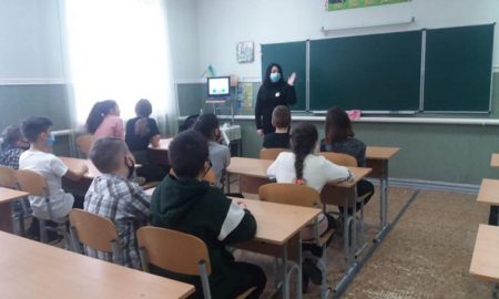 Фото до матеріалу: У Нікополі ракетним ударом пошкоджено супермаркет та п'ять житлових будинків