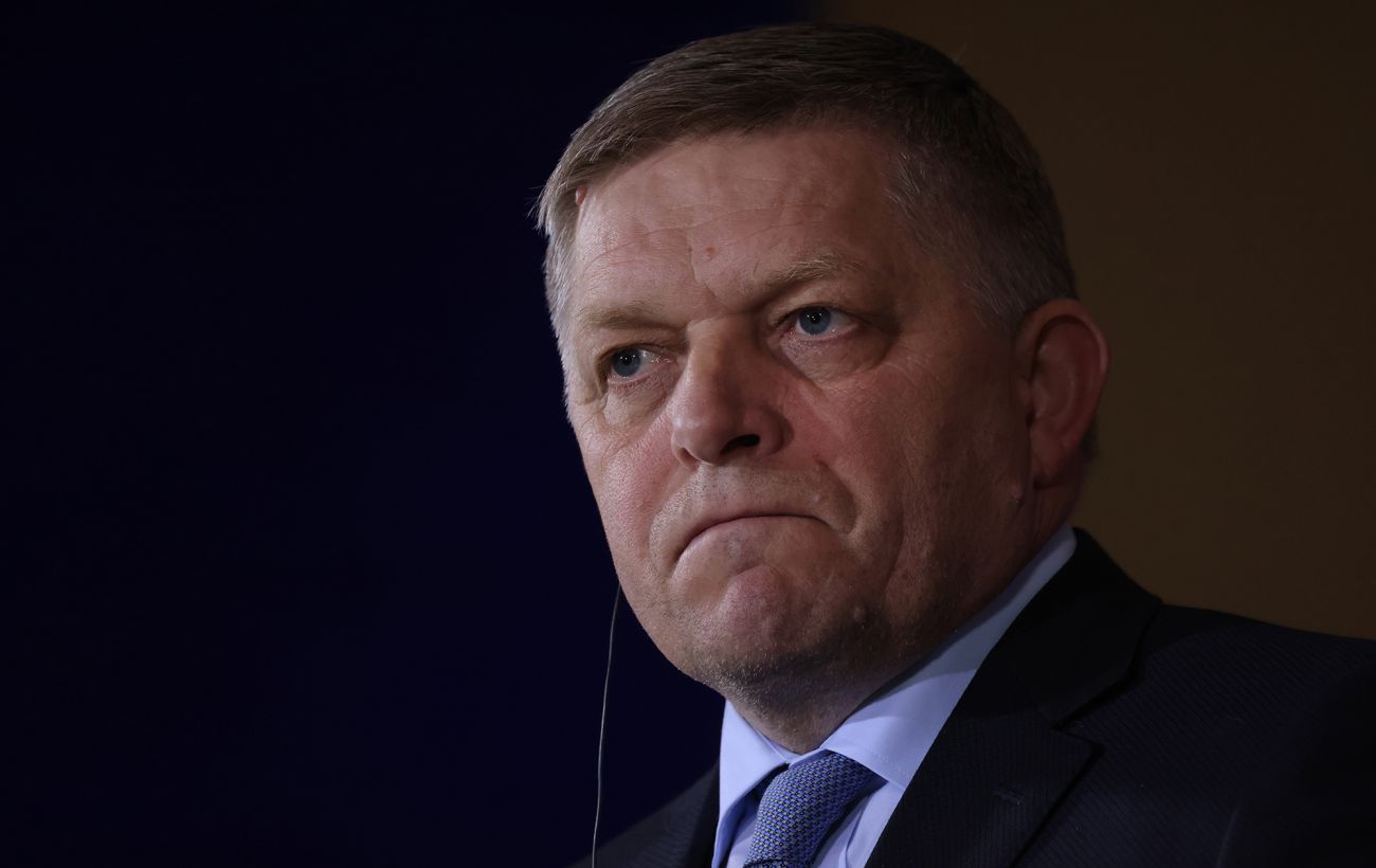 Фото до матеріалу: Фіцо летить до Москви «великою дугою»: Польща та країни Балтії заборонили проліт