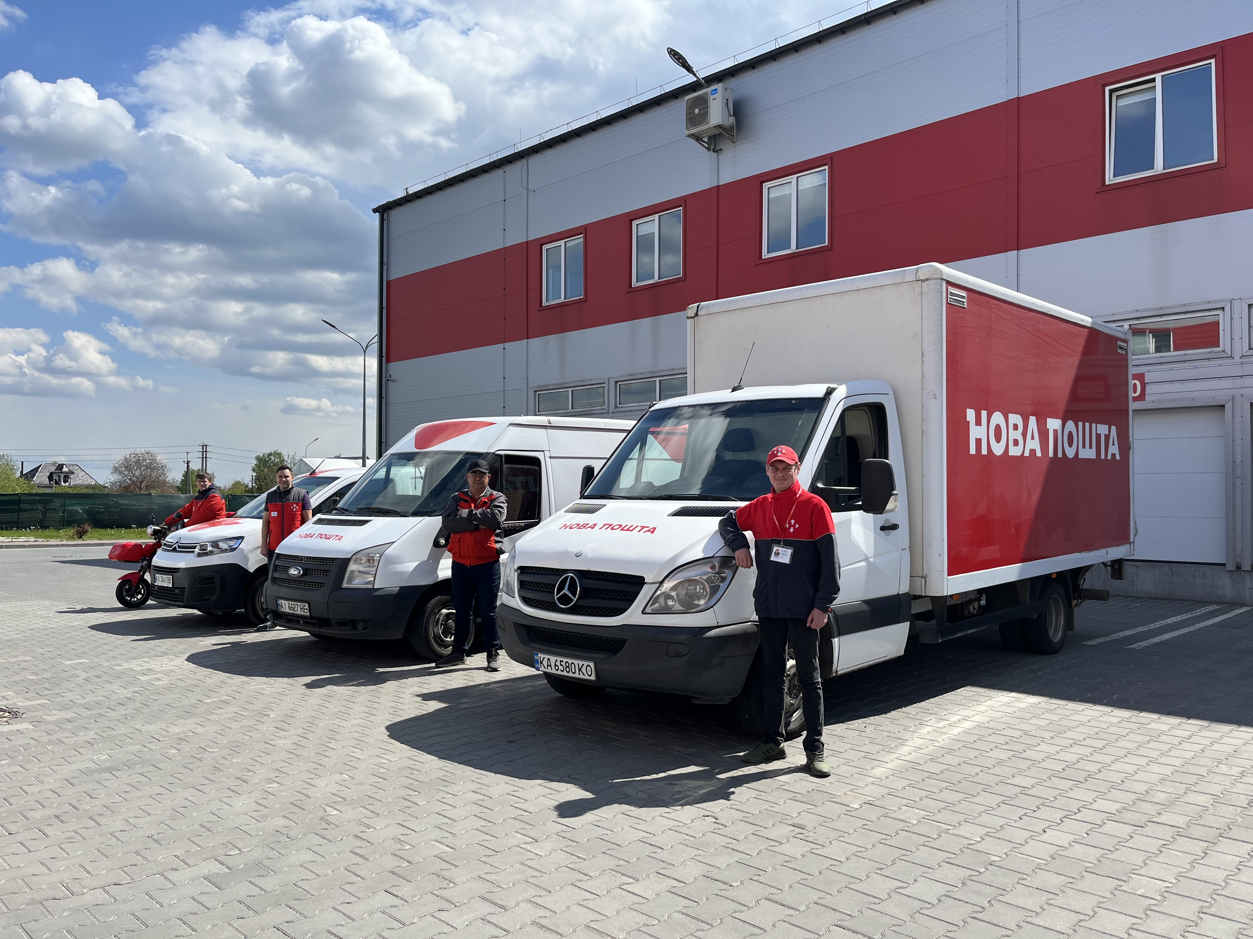 Фото до матеріалу: «Нова пошта» шукає партнерів: розширення мережі перевізників по всій Україні