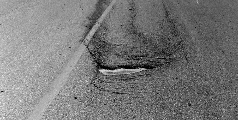 Фото до матеріалу: У Києві з 29 квітня обмежать рух по вулиці Володимирській через ремонт доріг