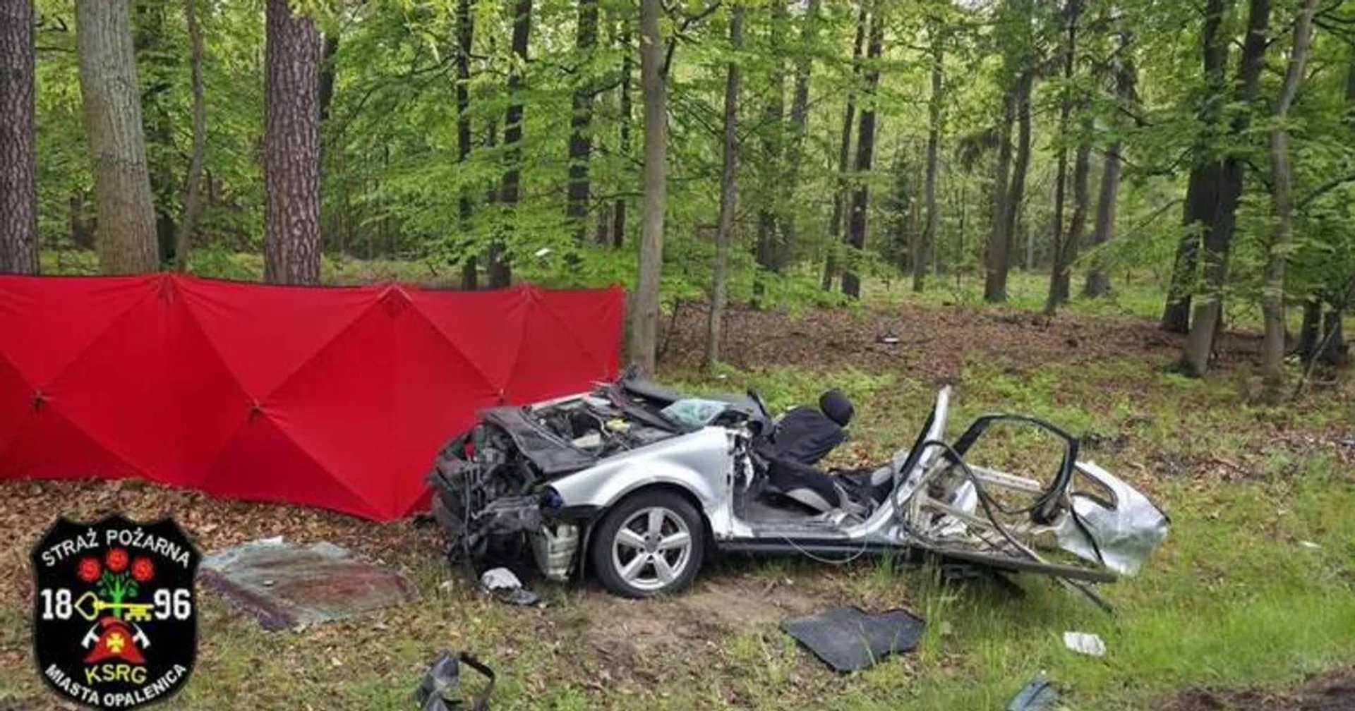 Фото до матеріалу: Двоє українців загинули у ДТП у Польщі: водій керував без дозволу