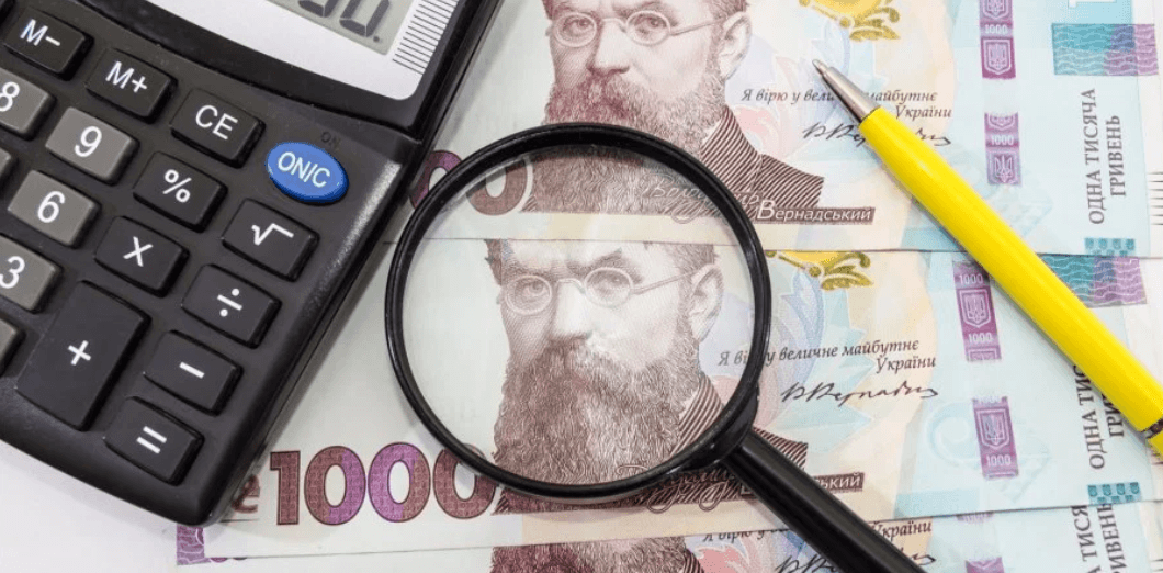 Фото до матеріалу: Бухгалтерка отримала підозру через завищену зарплатню очільниці освіти Городенки